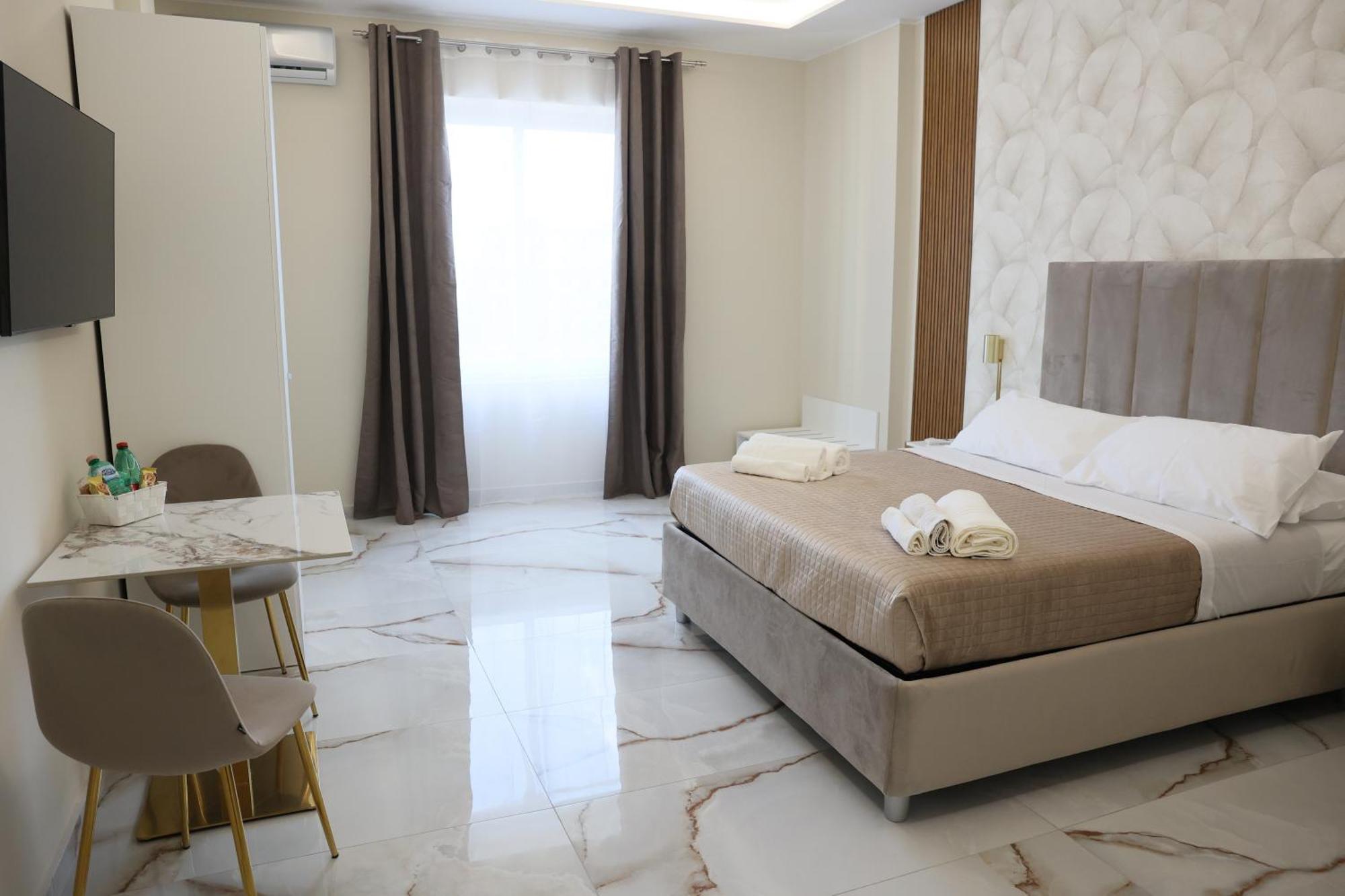 Napoli Central Suites Экстерьер фото