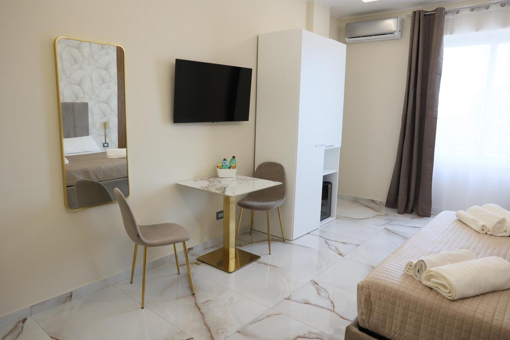 Napoli Central Suites Экстерьер фото
