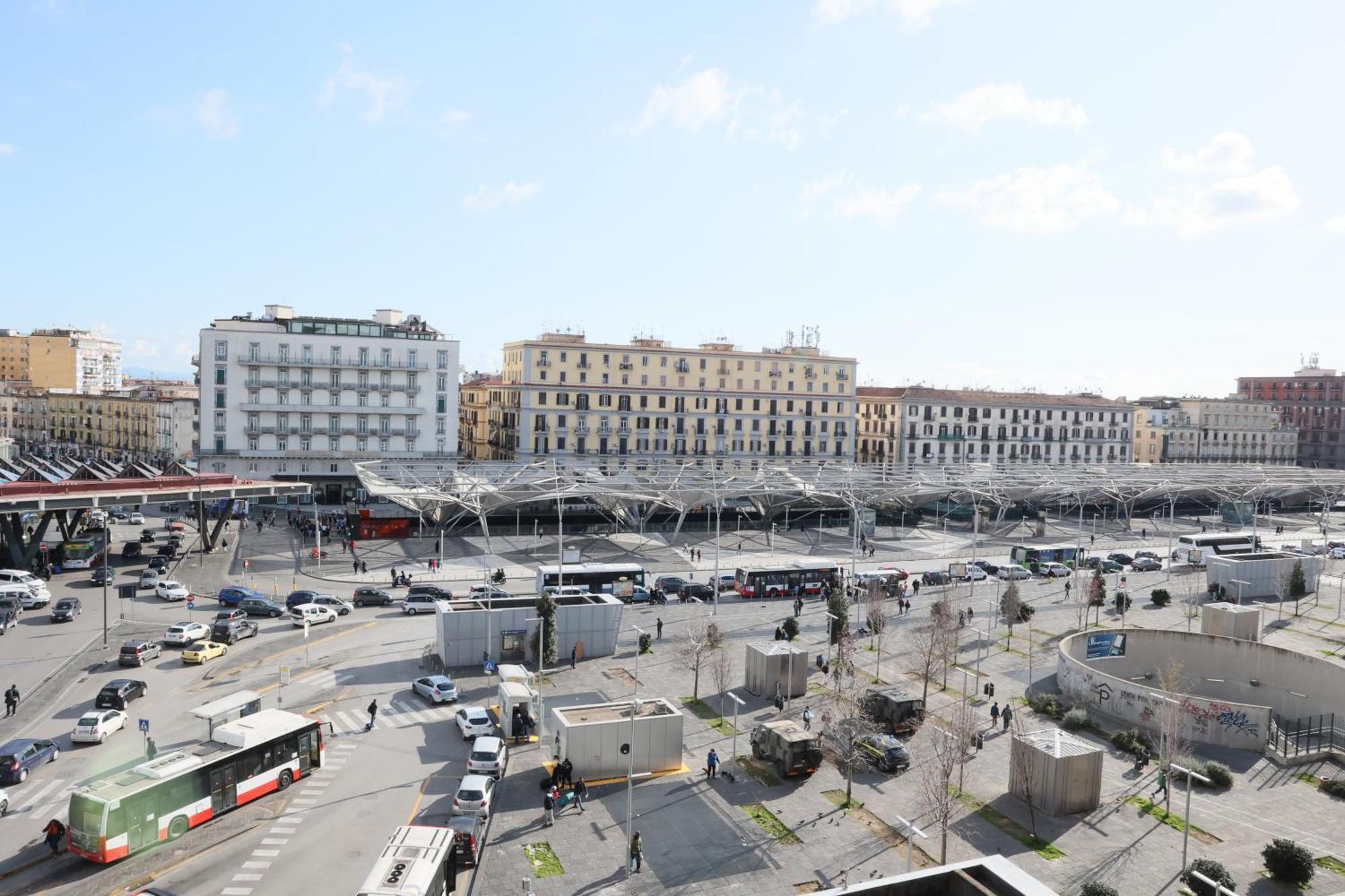 Napoli Central Suites Экстерьер фото