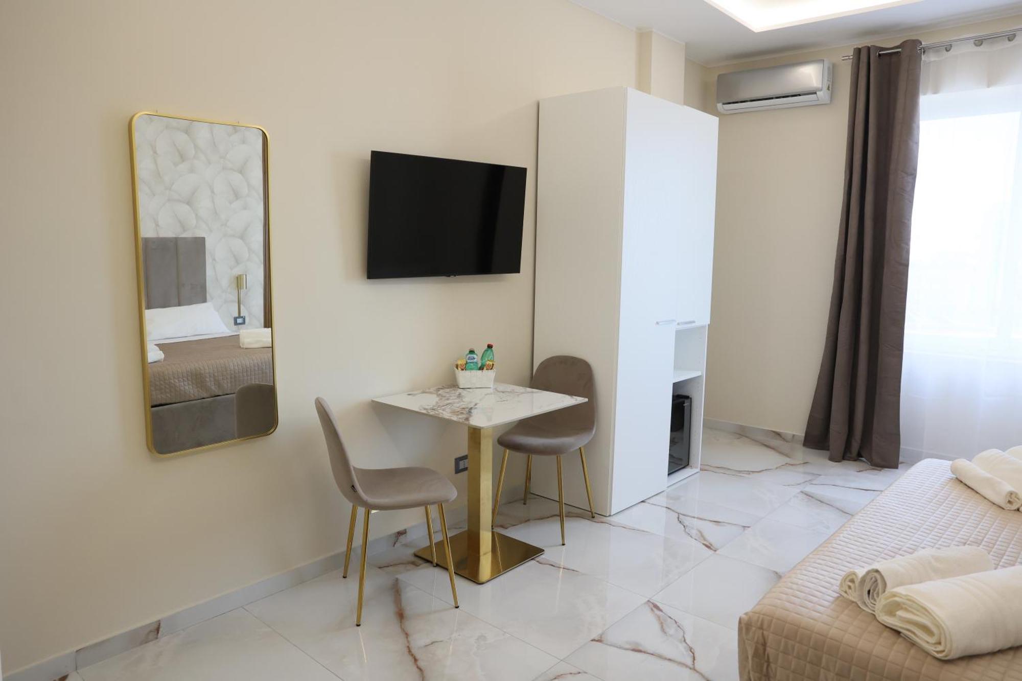 Napoli Central Suites Экстерьер фото